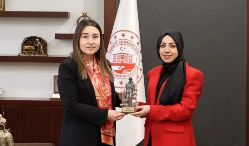 Kilimli Kaymakam Refiki Öznur Züleyha Ete’den Veda Ziyareti