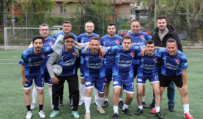 Adliyede kupa heyecanı...
