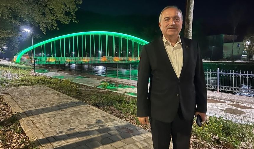 Köprüleriyle Aydınlanıyor!