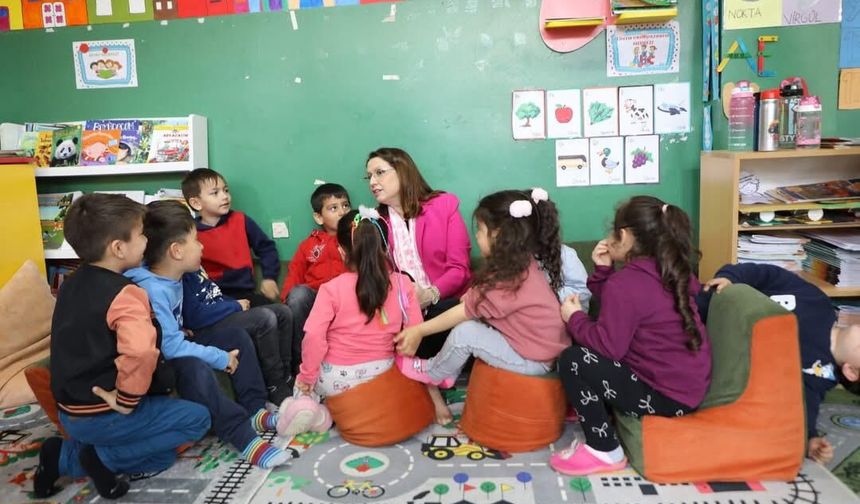 Validen Öğrencilere Ziyaret!