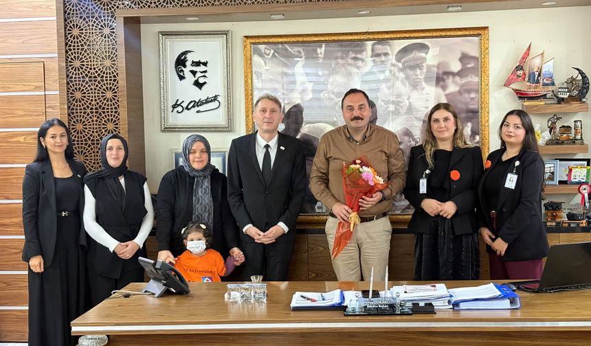 Kozlu Belediye Başkanı Altuğ Dökmeci’ye LÖSEV’den Anlamlı Ziyaret