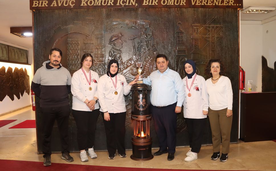 GMİS'e gurur ziyareti! Kupalar ve madalyalar madencilere armağan edildi...
