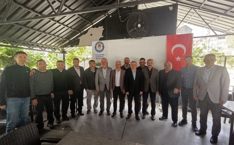 EĞİTİM-BİR-SEN DEVREK'TE BİRLİK VE DAYANIŞMA KAHVALTISINDA BULUŞTU
