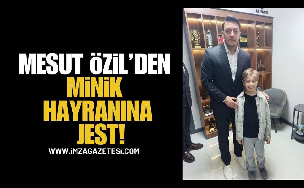 Mesut Özil Zonguldak minik hayranıyla fotoğraf çektirdi