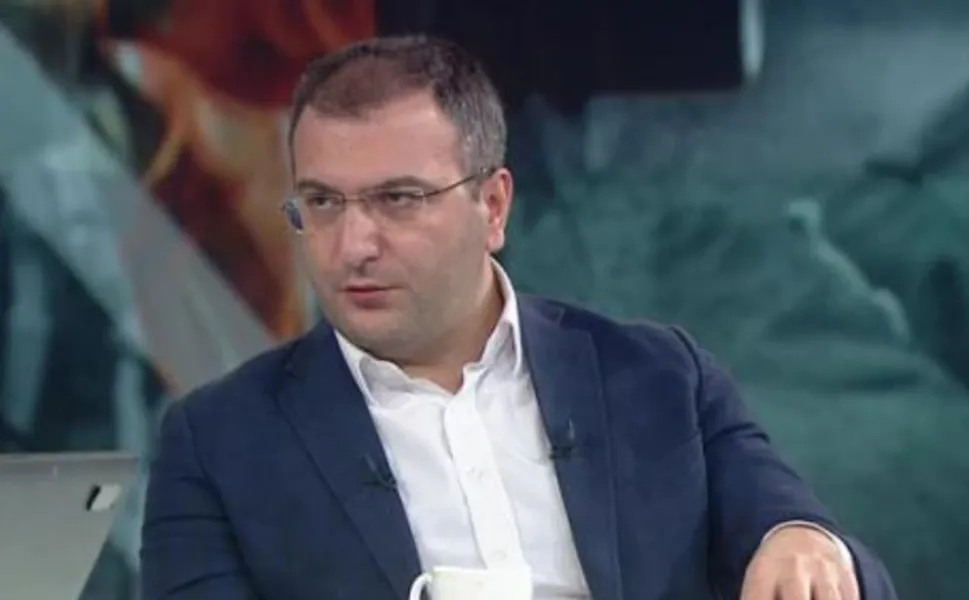 Zonguldaklı Gazeteci Cem Küçük gözaltına alındı!