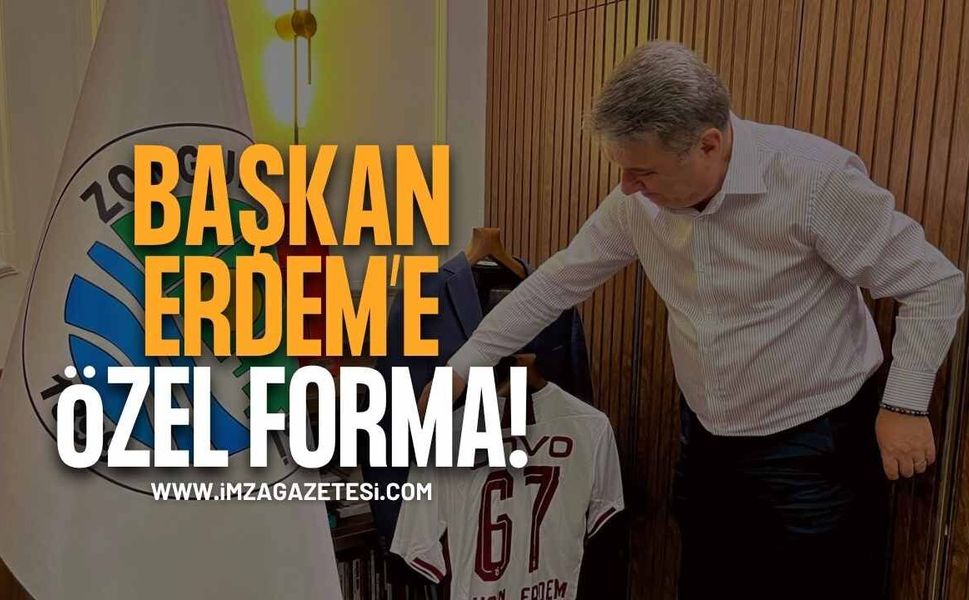 Başkan Erdem’e Özel Trabzonspor Forması!