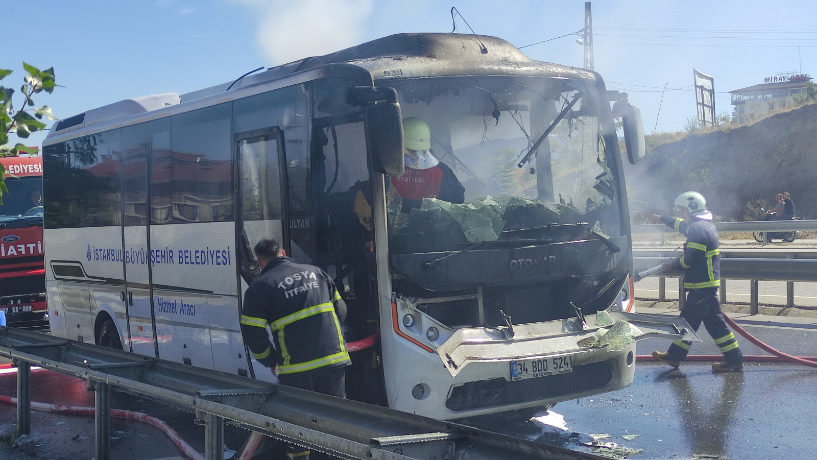 İBB Otobüsü Kastamonu'da cayır cayır yandı! (2)