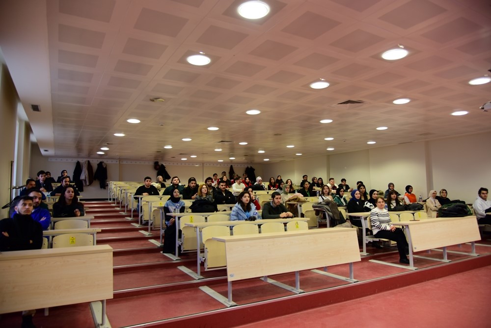 Kastamonu Üniversitesi'nde Öğrenci Toplulukları Kapasite Geliştirme Çalıştayı Gerçekleştirildi (3)