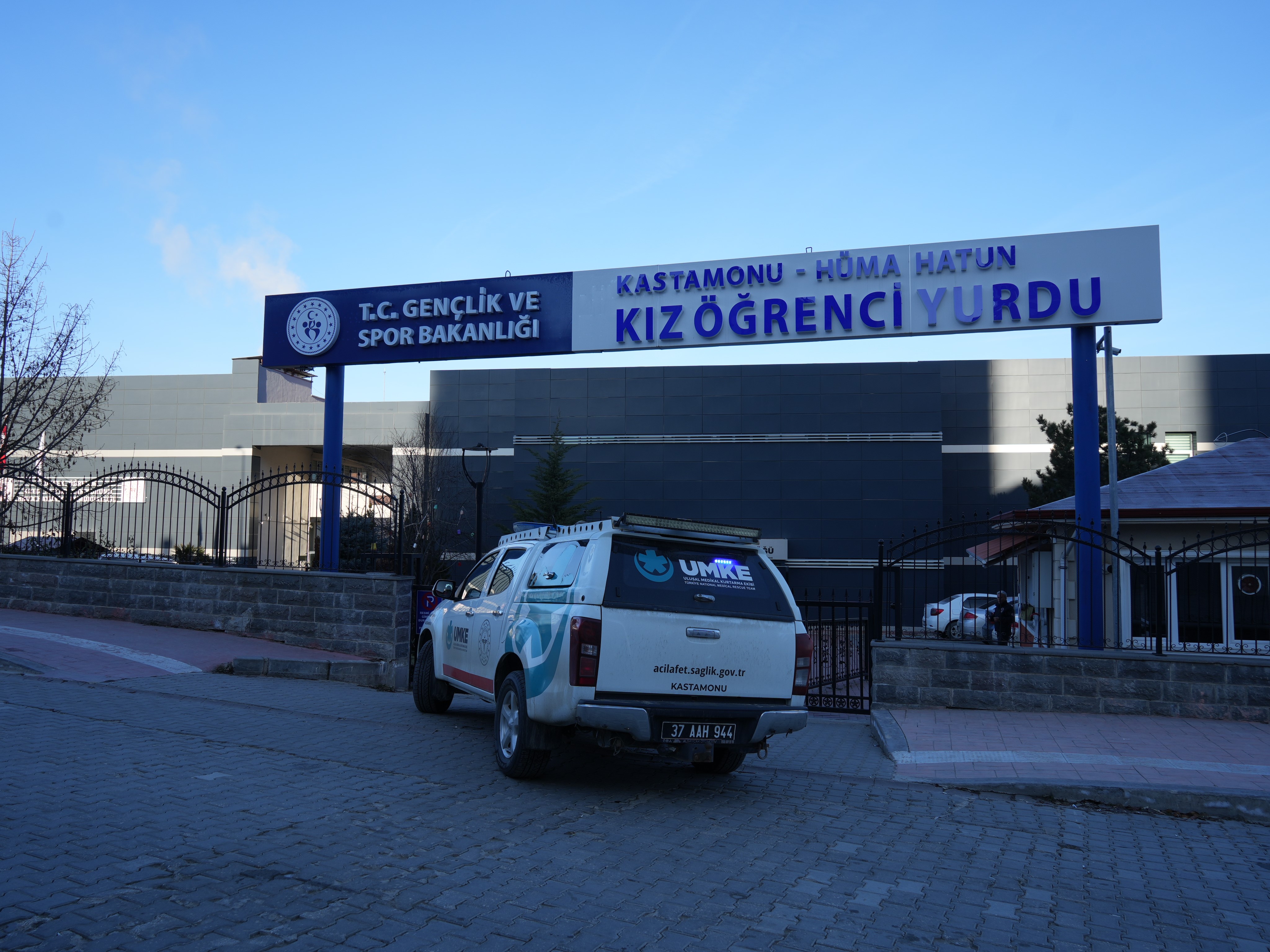 Kastamonu'da Tantuni Faciası! Öğrenciler Zehirlendi, Hastaneye Akın Etti! (11)