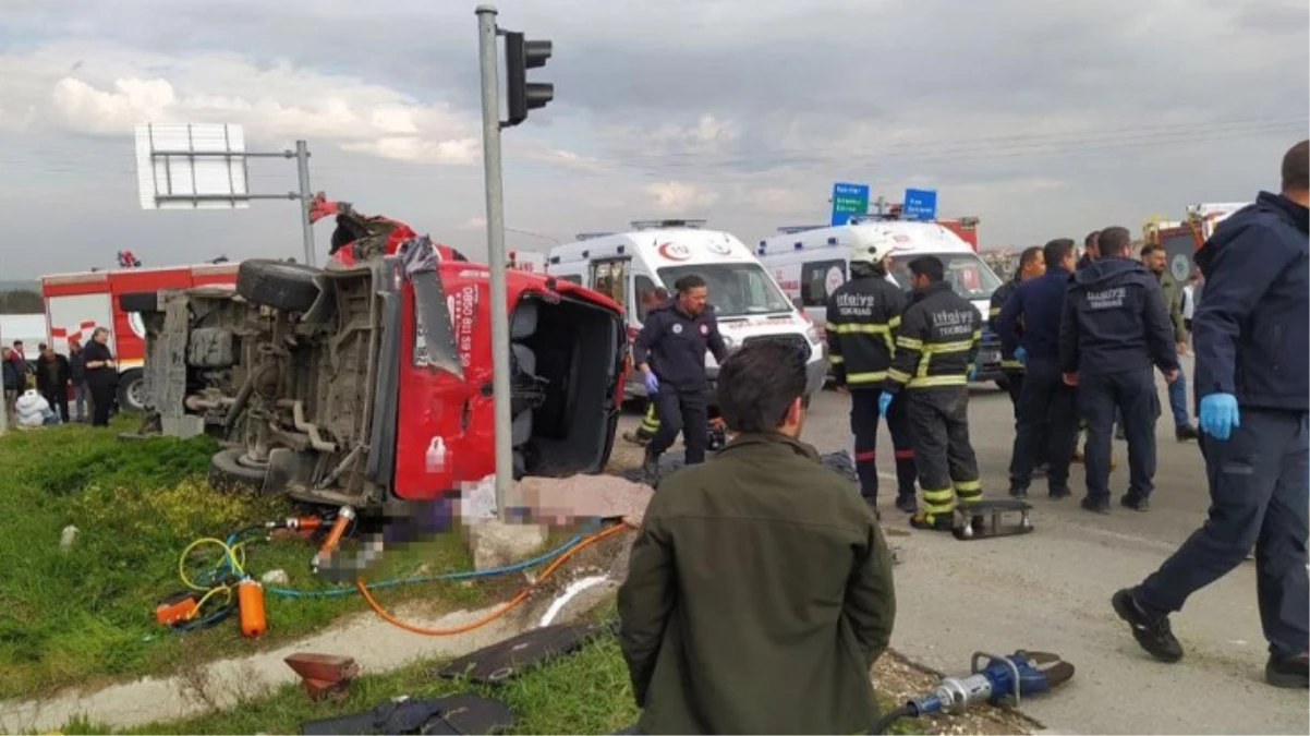 Tekirdağ Vize Tır Minibüs Trafik Kazası (2)