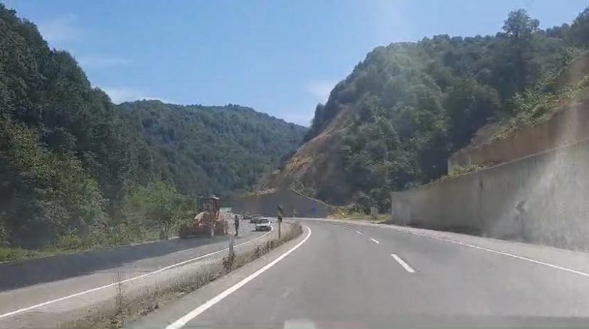 Zonguldak Ankara Yolunda Tehlike Devam Ediyor! Karayolları Zonguldak'la Dalga Mı Geçiyor (2)