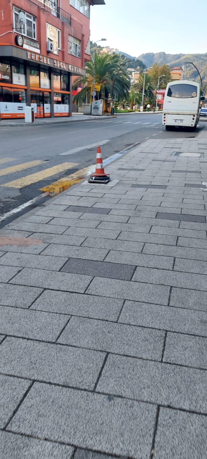 Zonguldak'ın Ilçesinde Büyük Tehlike! İzmir'de Yaşanan Facia Zonguldak'ta Da Yaşanmasın! Zonguldak Haberleri (2)