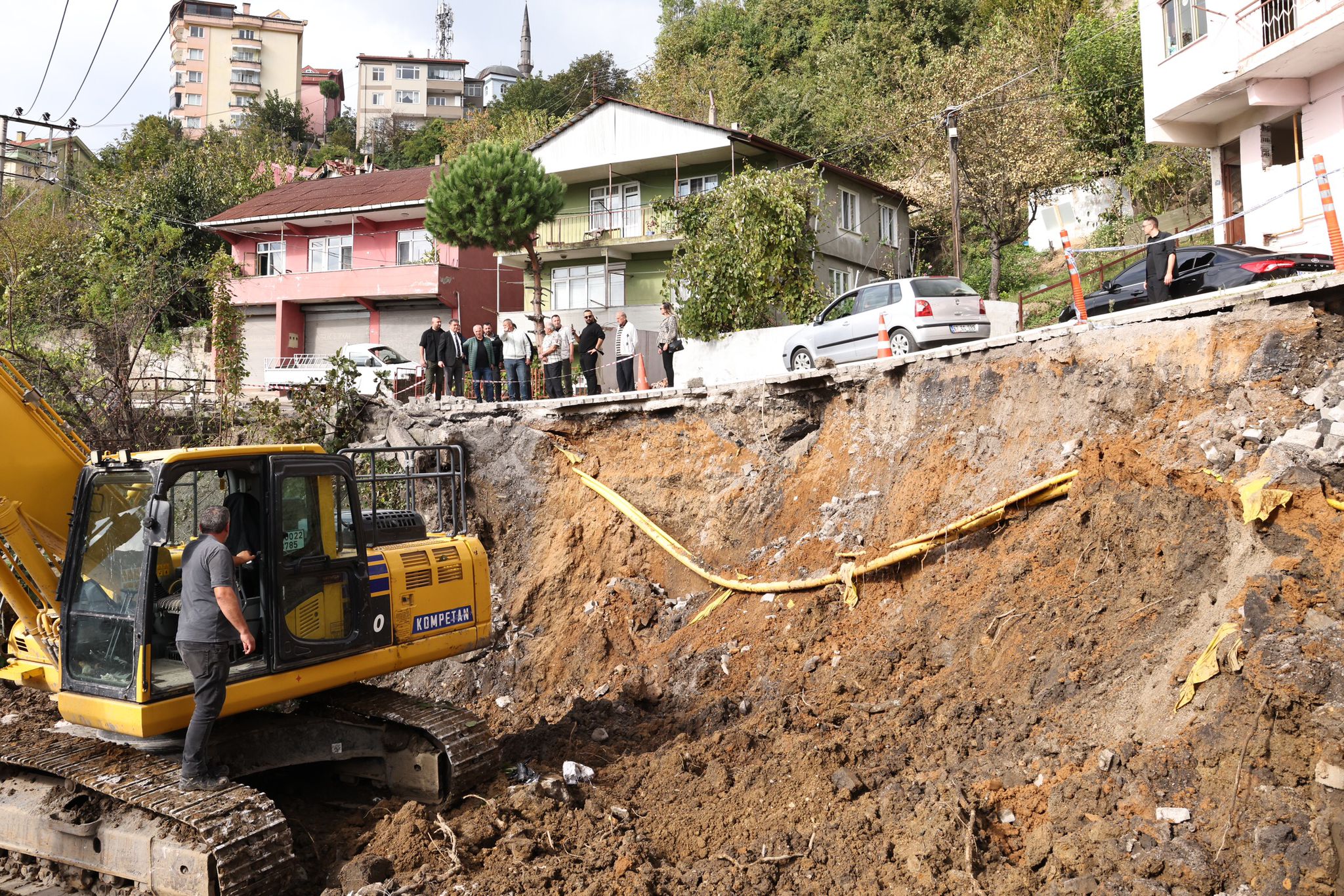 Zonguldak’ın Yolları Yeniden Şekilleniyor! Başkan Erdem, Çalışmalara Katıldı Zonguldak Haberleri̇ (2)