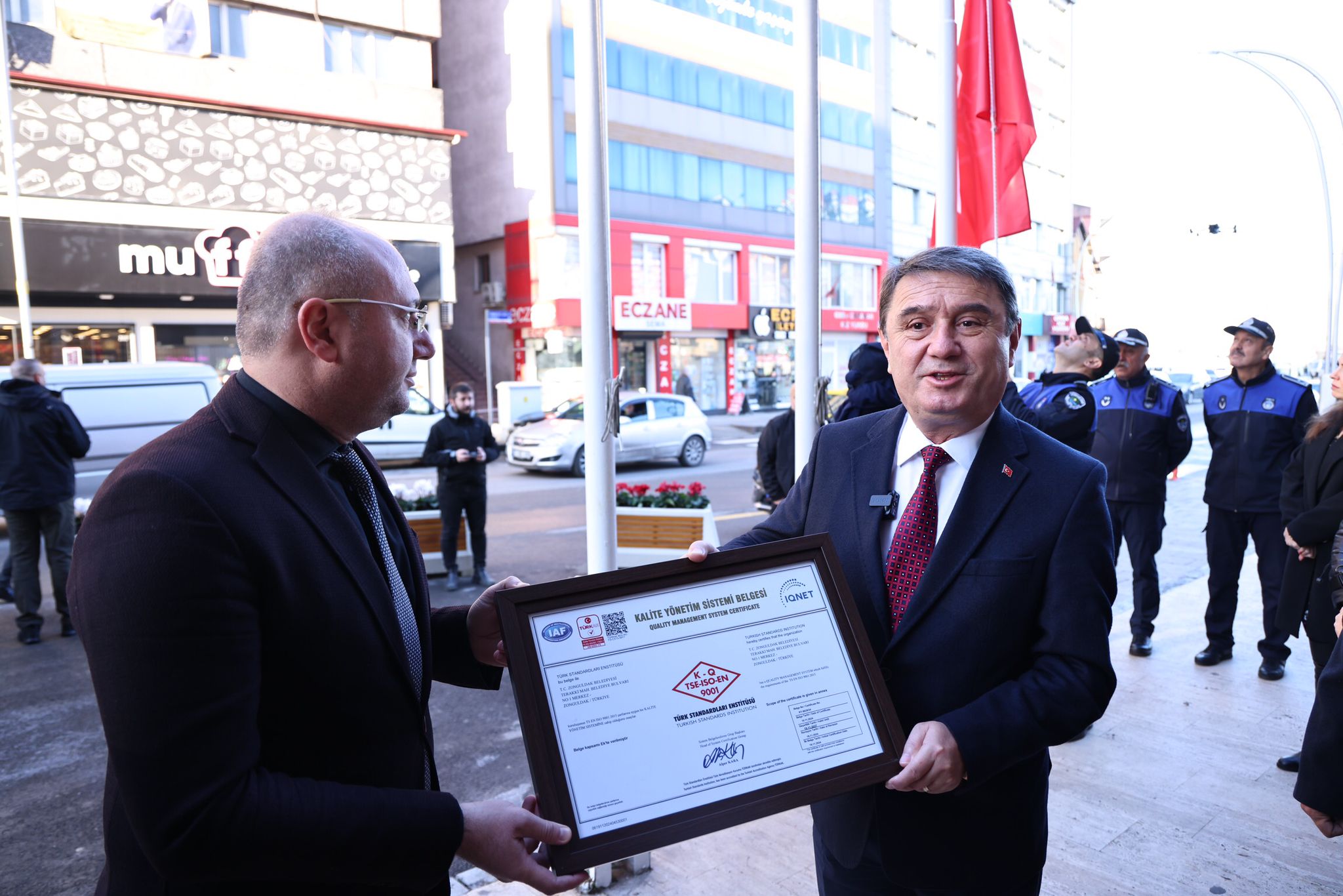 Zonguldak Belediyesi'ne Iso 9001 Kalite Belgesi Ile Büyük Adı! Zonguldak Haber (3)