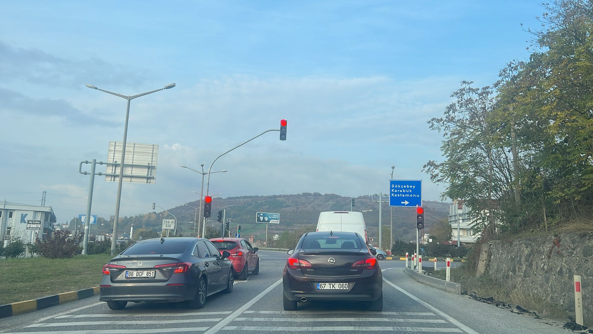 Zonguldak'ın Ölüm Yolunda Işıklar Devreye Girdi!