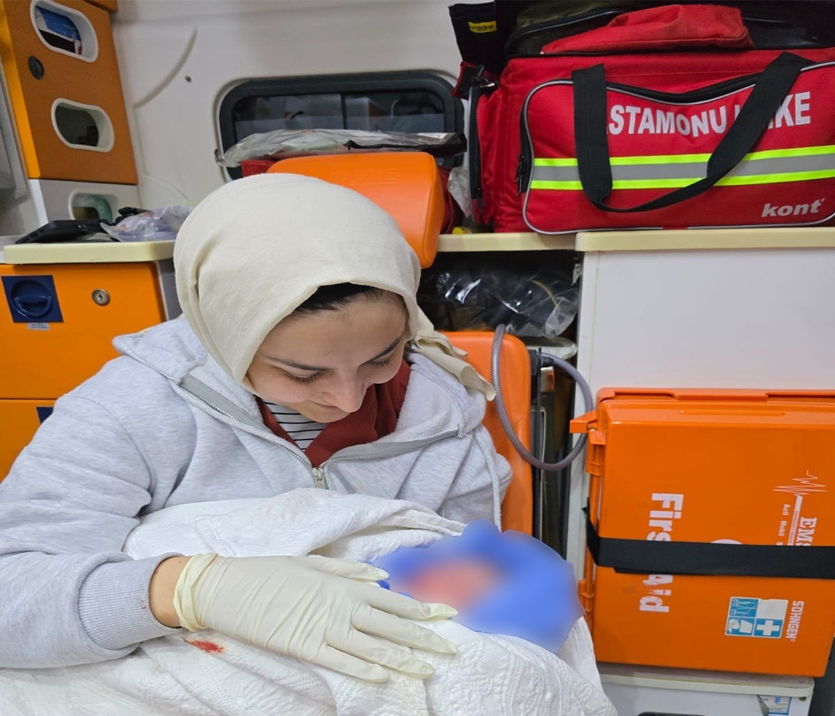 Ambulansta Doğum Heyecanı! | Kastamonu Haber