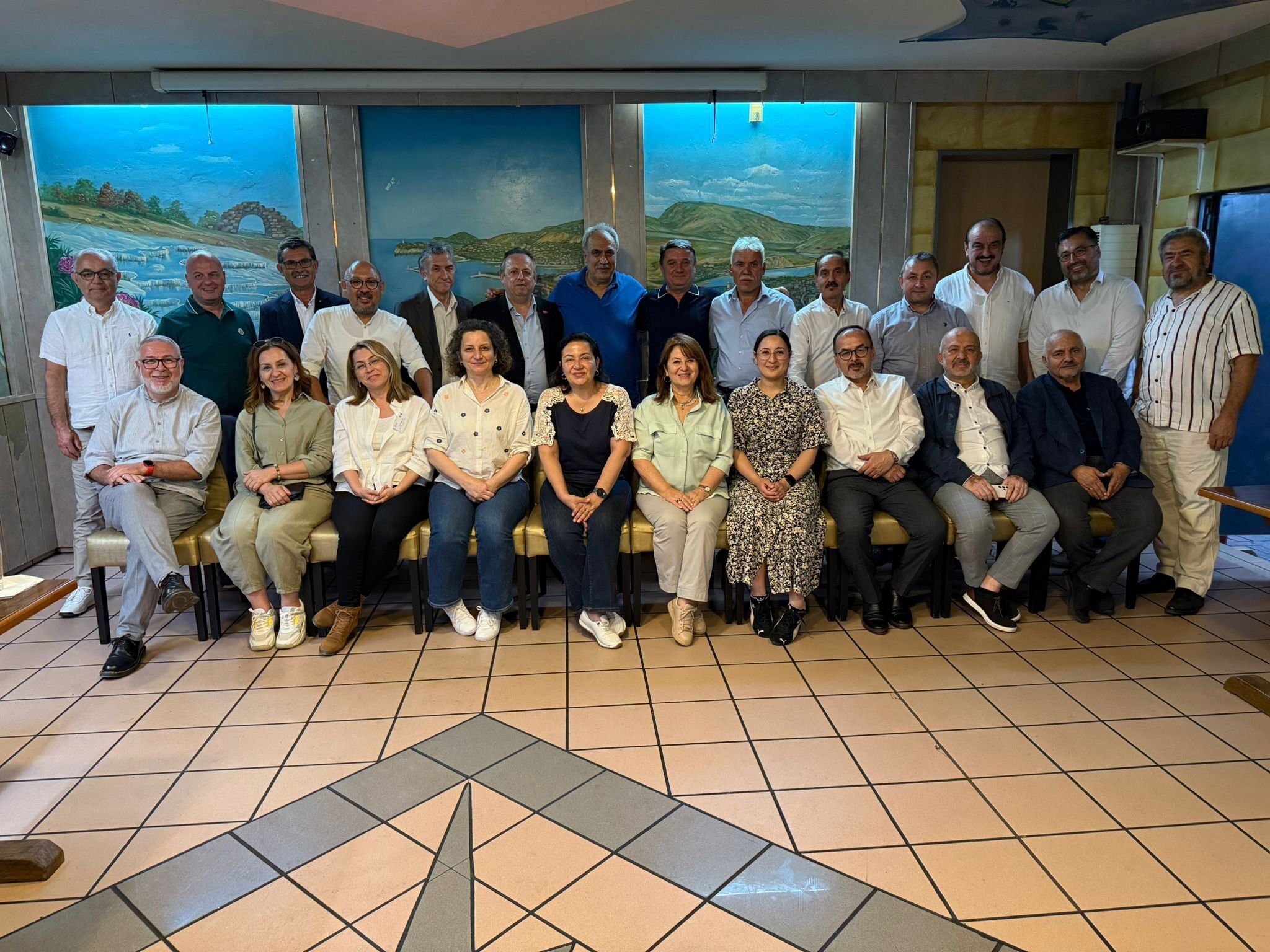 509362562 1136419068529862 8259706110899900897 N