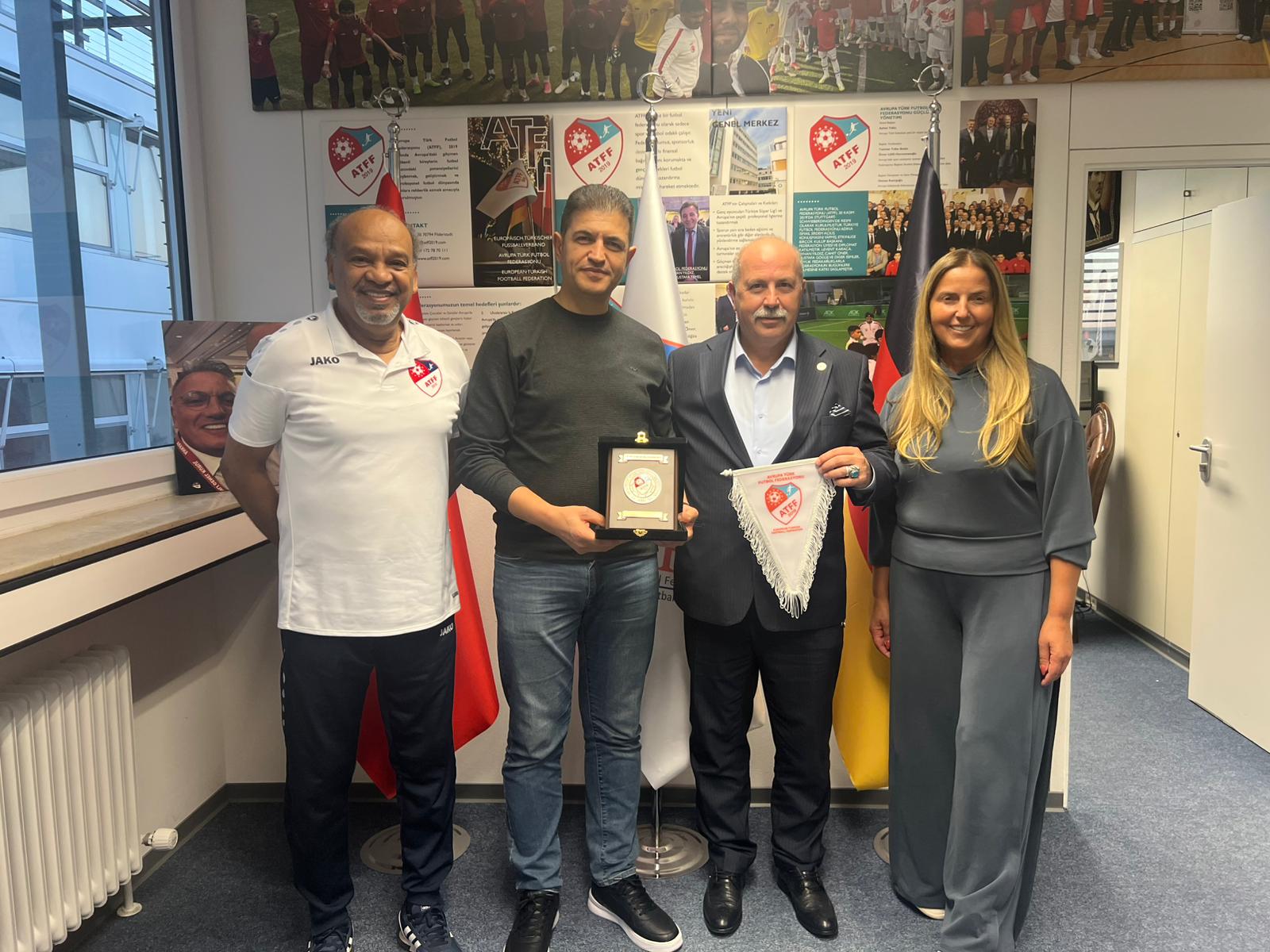 0C8Bddb4 5C14 4F80 98Fa 0F4C1E30C013