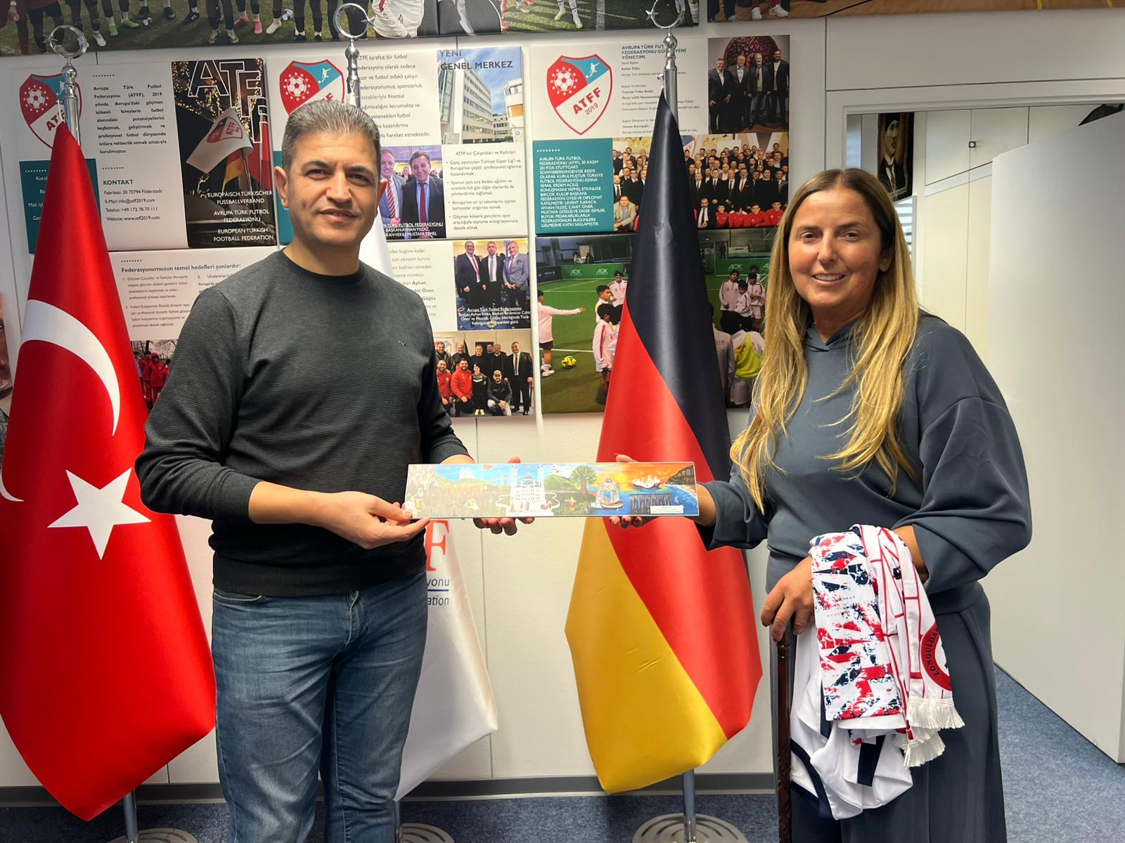 811D831F 9A38 4809 9395 0Ef78Eb8Df13