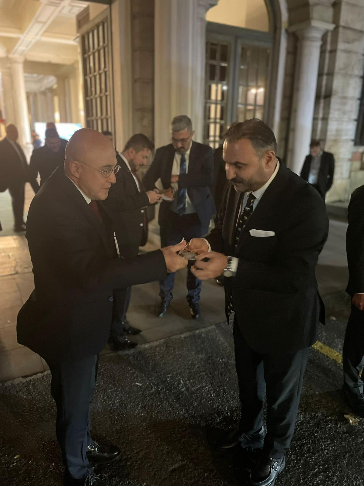 832851Eb 471E 4370 9B0C D730C890A35E