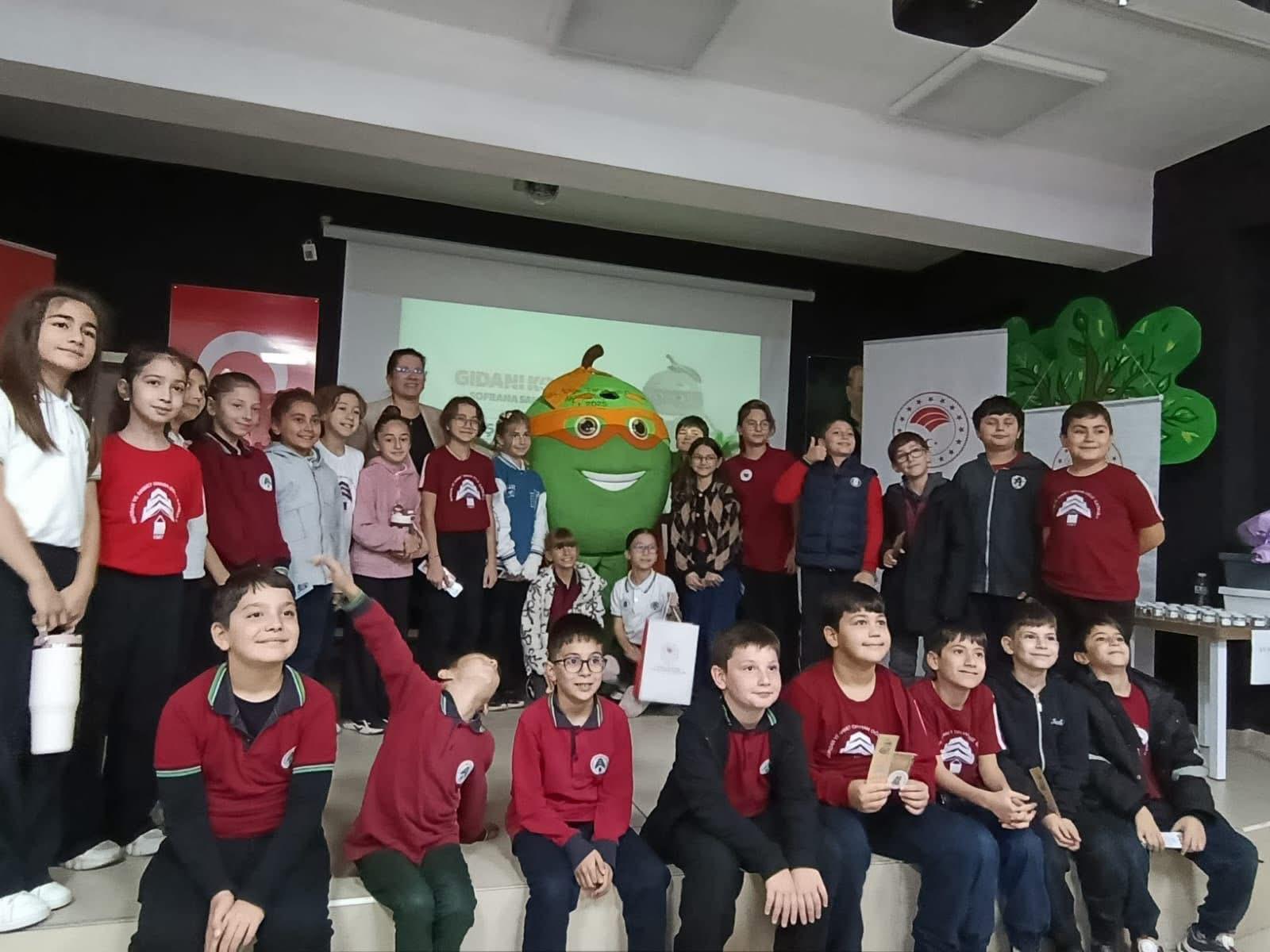 Whatsapp Image 2025 10 16 At 23.48.29 (2)