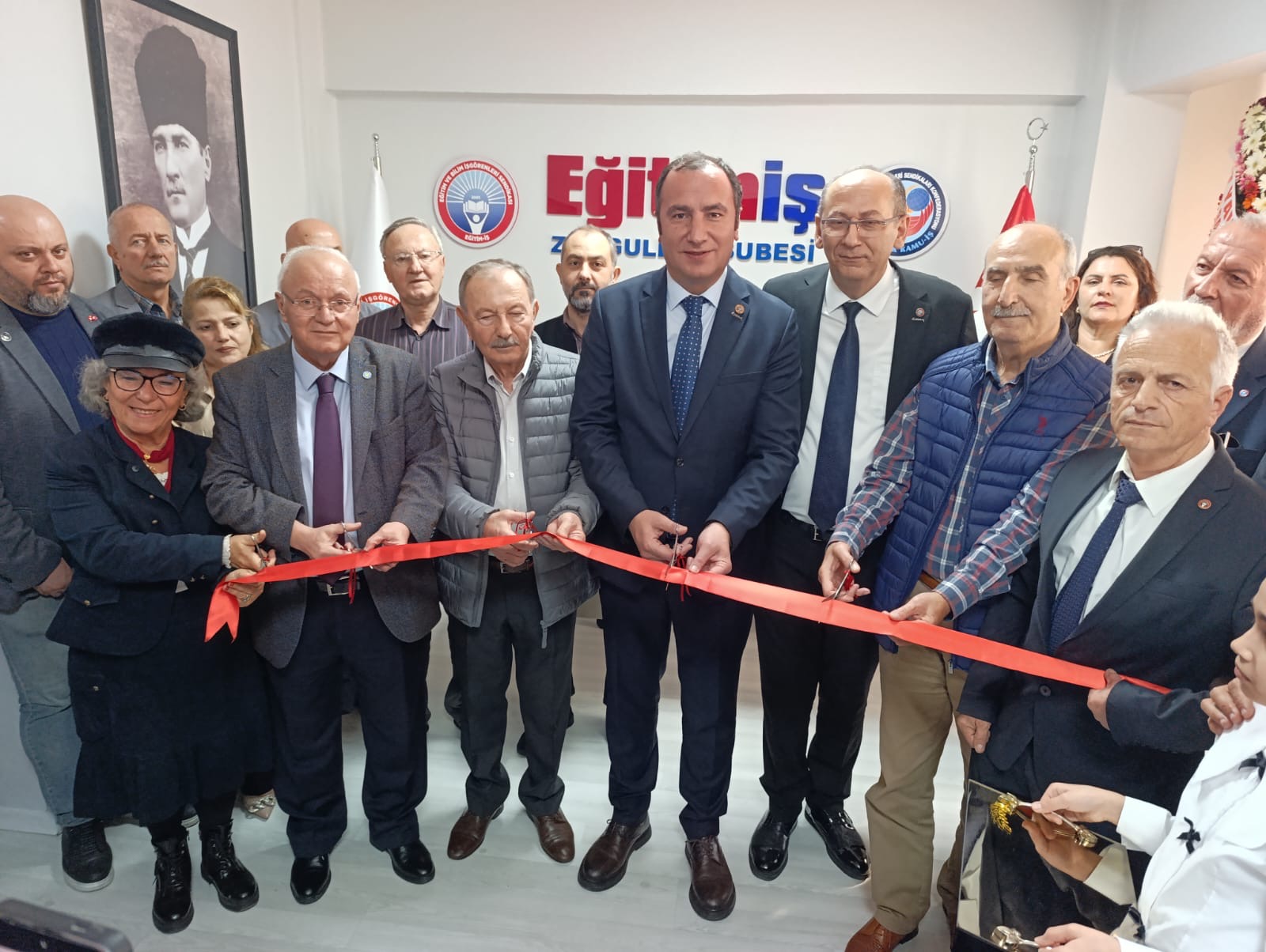 2F7E67C3 2Ace 4402 8F3D 6590C4E43F49