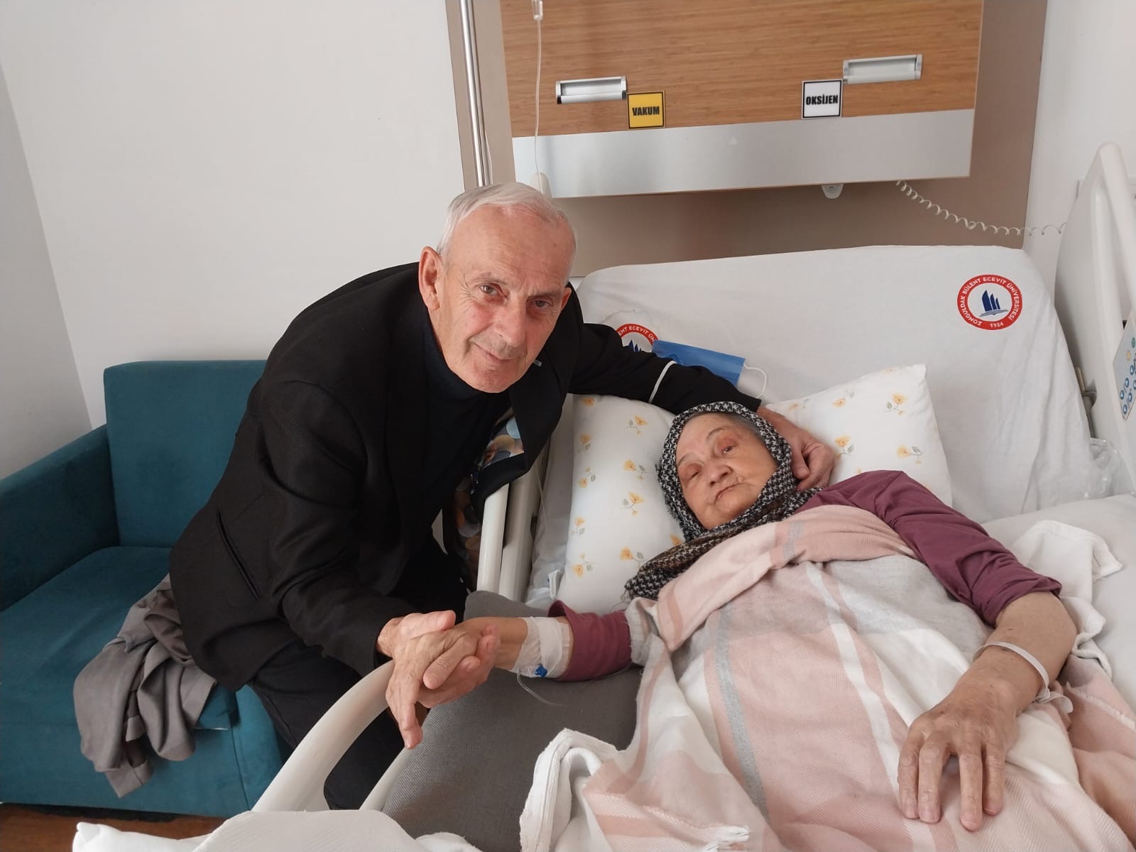 32Eb4437 0C31 4355 8E1F B01743E19186