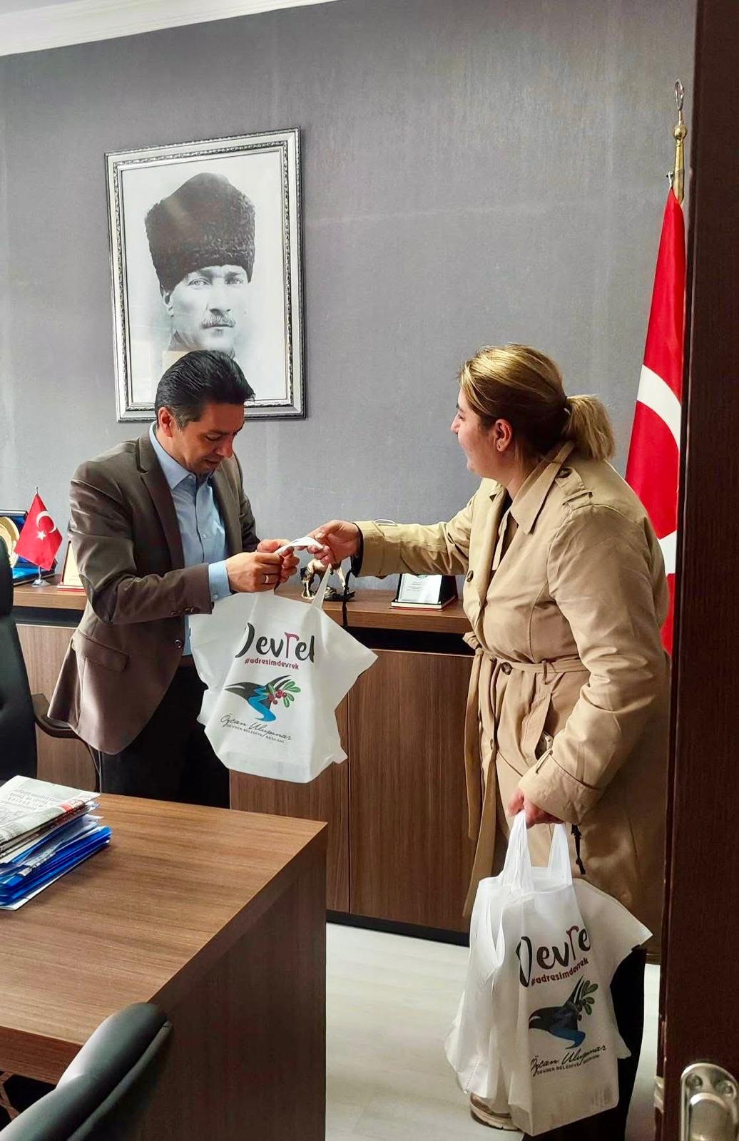 6E08Bedf E173 4D25 A94A 5B0Ef74F5Ec2