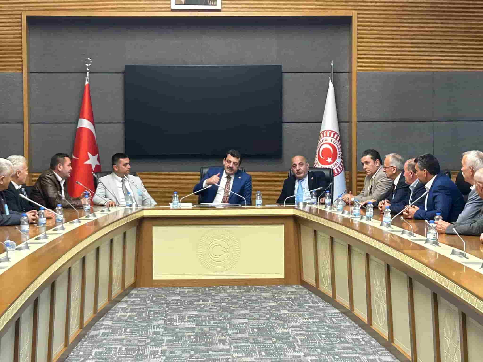 Ak Partili Vekili Muammer Avcı, Devrekli Muhtarlarla Tbmm'de Buluştu