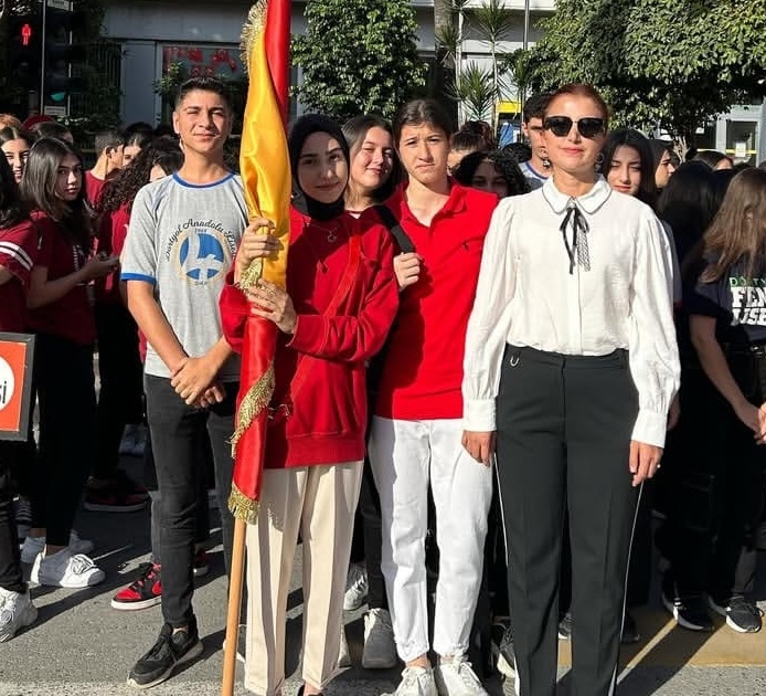 Öğretmenler Gününde Öğretmen Sevcan Yaşilfidan'dan Acı Haber! Imza Gazetesi-1