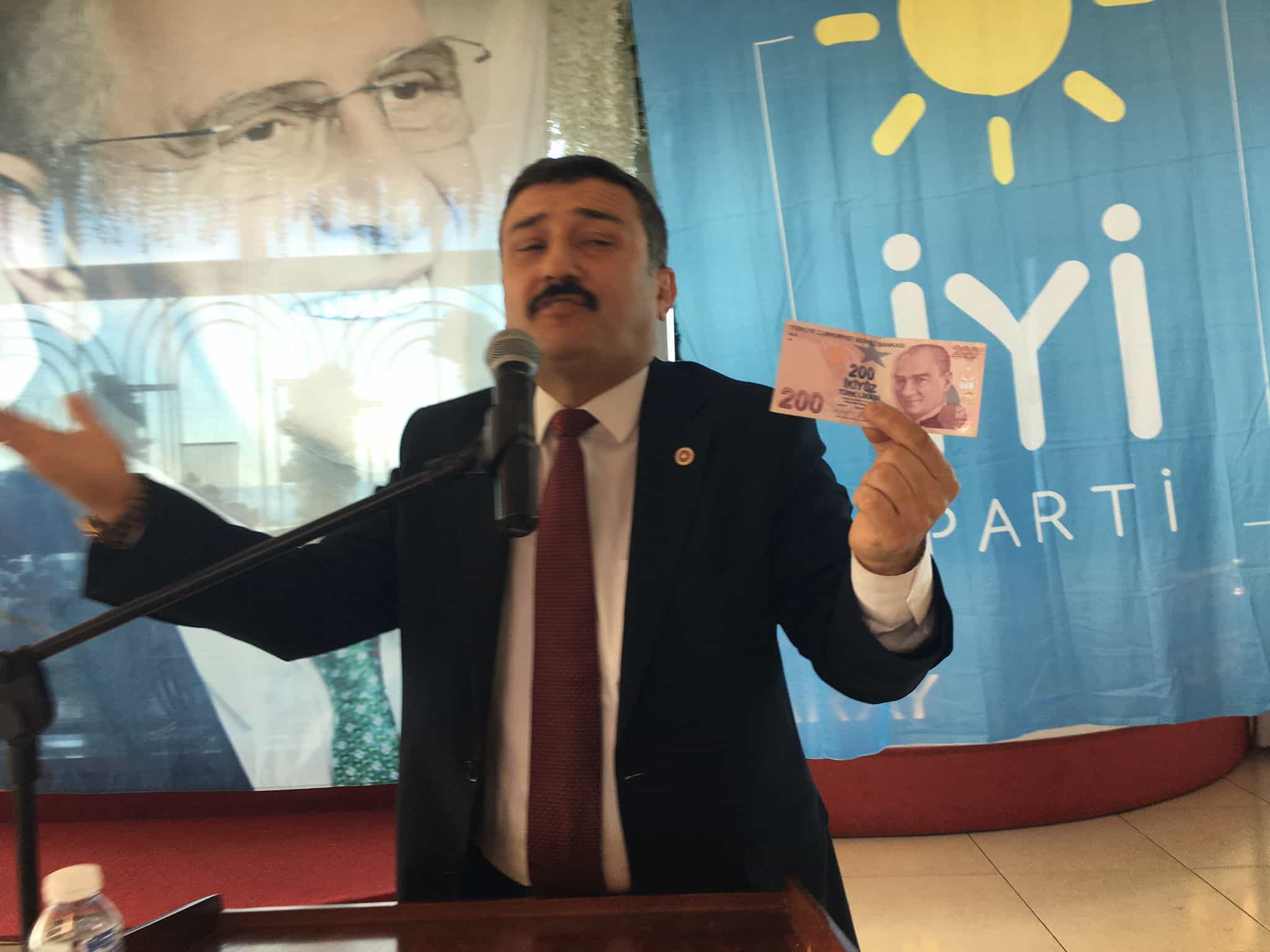 Zonguldak Çalışanın En Çok Ama En Çok Fakirleştiği İl Oldu İyi̇ Parti Genel Başkan Yardımcısı Türkoğlu Kongrede Konuştu (2)