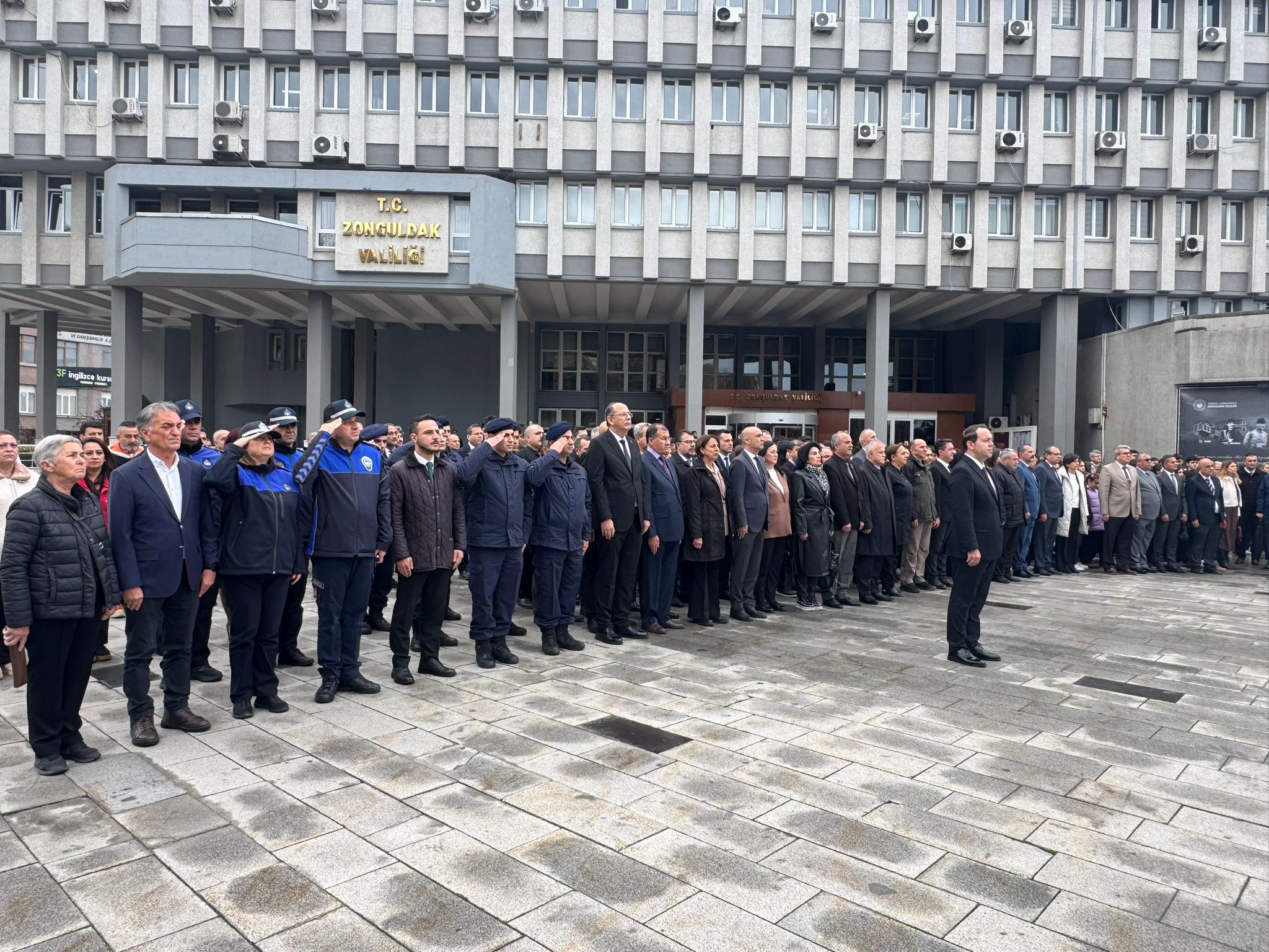 Zonguldak'ta Öğretmenler Günü Coşkuyla Kutlandı Imza Gazetesi (1)-1