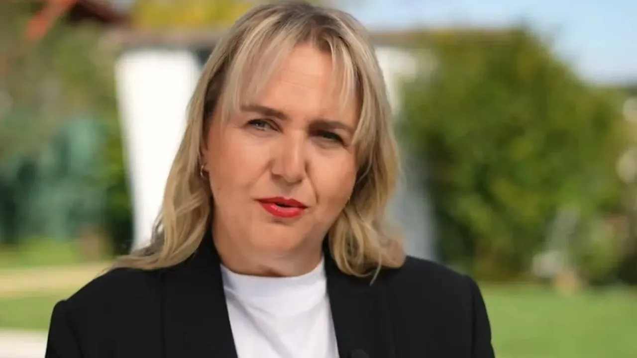 Zuhal Topal’la Yemekteyiz Rahşan Kimdir