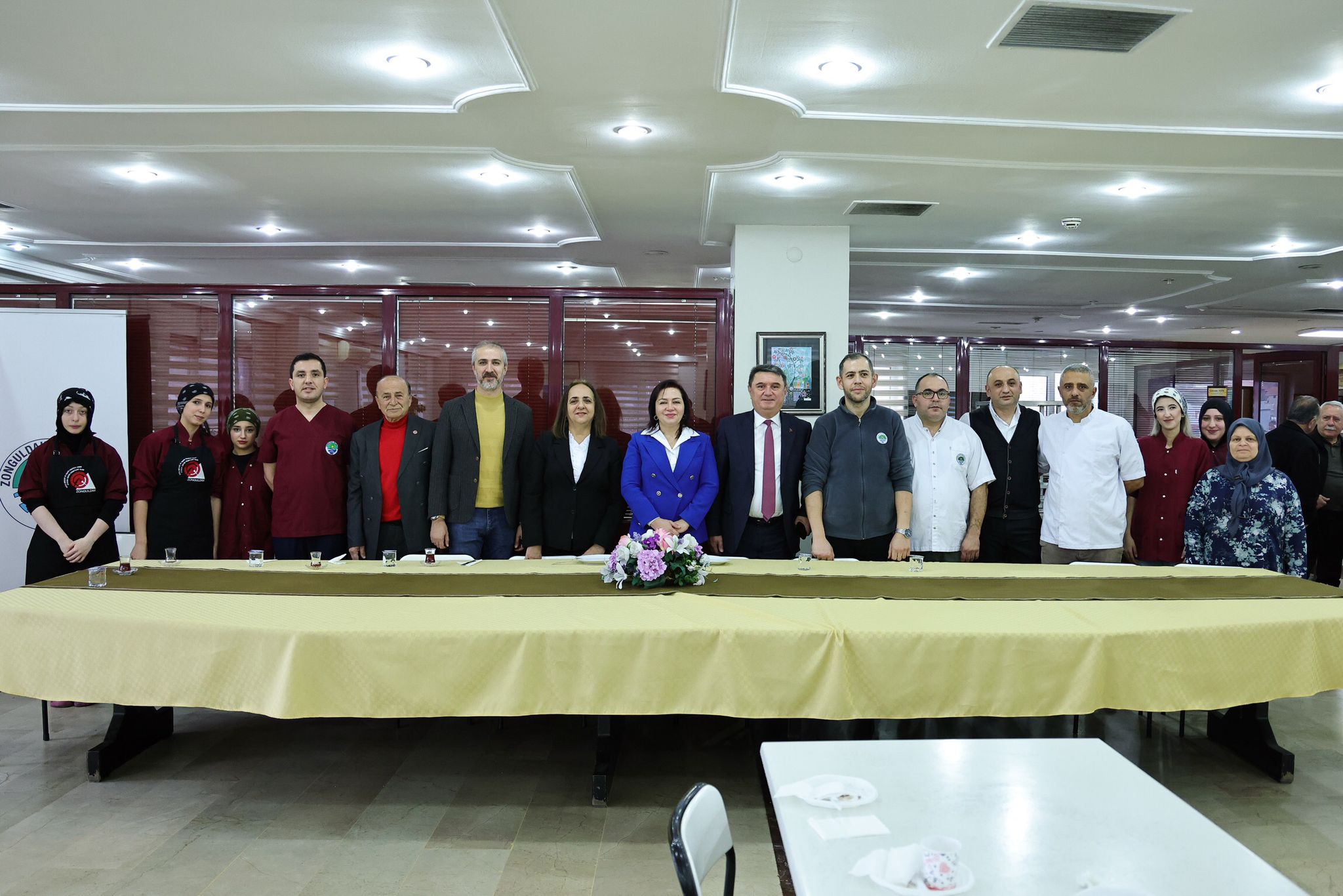 Başkan Tahsin Erdem Yeni Yıla Belediye Personeliyle Birlikte Girdi Imza Gazetesi (1)