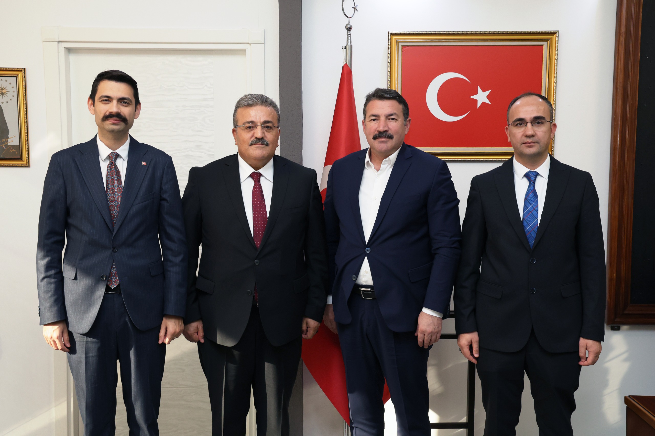 Başkan Ulupınar Ve Bakan Yardımcıları Amele Birliği’ni Ziyaret Etti... Imza Gazetesi (1)