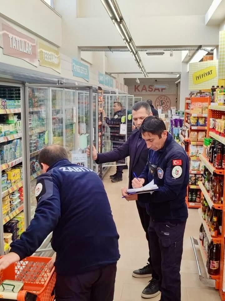 Belediye Başkanından Marketlere Yılbaşı Denetimi! Imza Gazetesi (2)-1