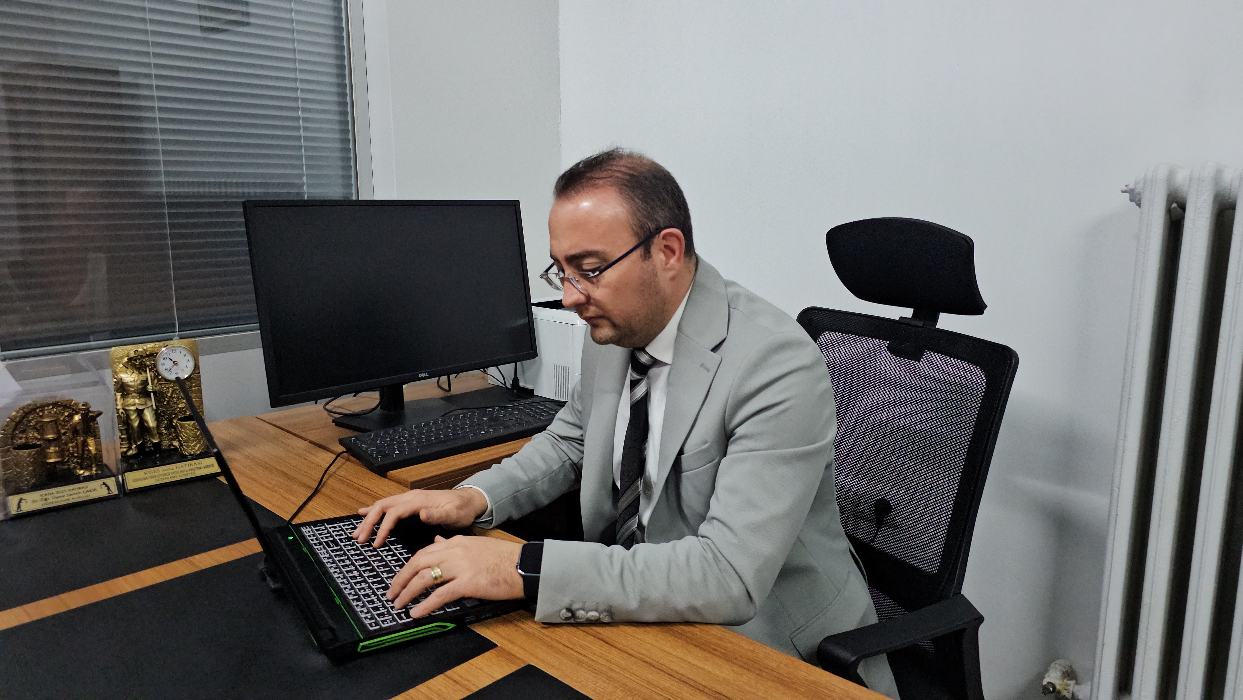 Bülent Ecevit Ünüversitewsi (2)