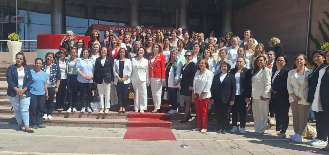 Chp’den 5 Aralık Mesajı; Çare Eşitlikte, Çare Eşit Temsilde İmza Gazetesi̇