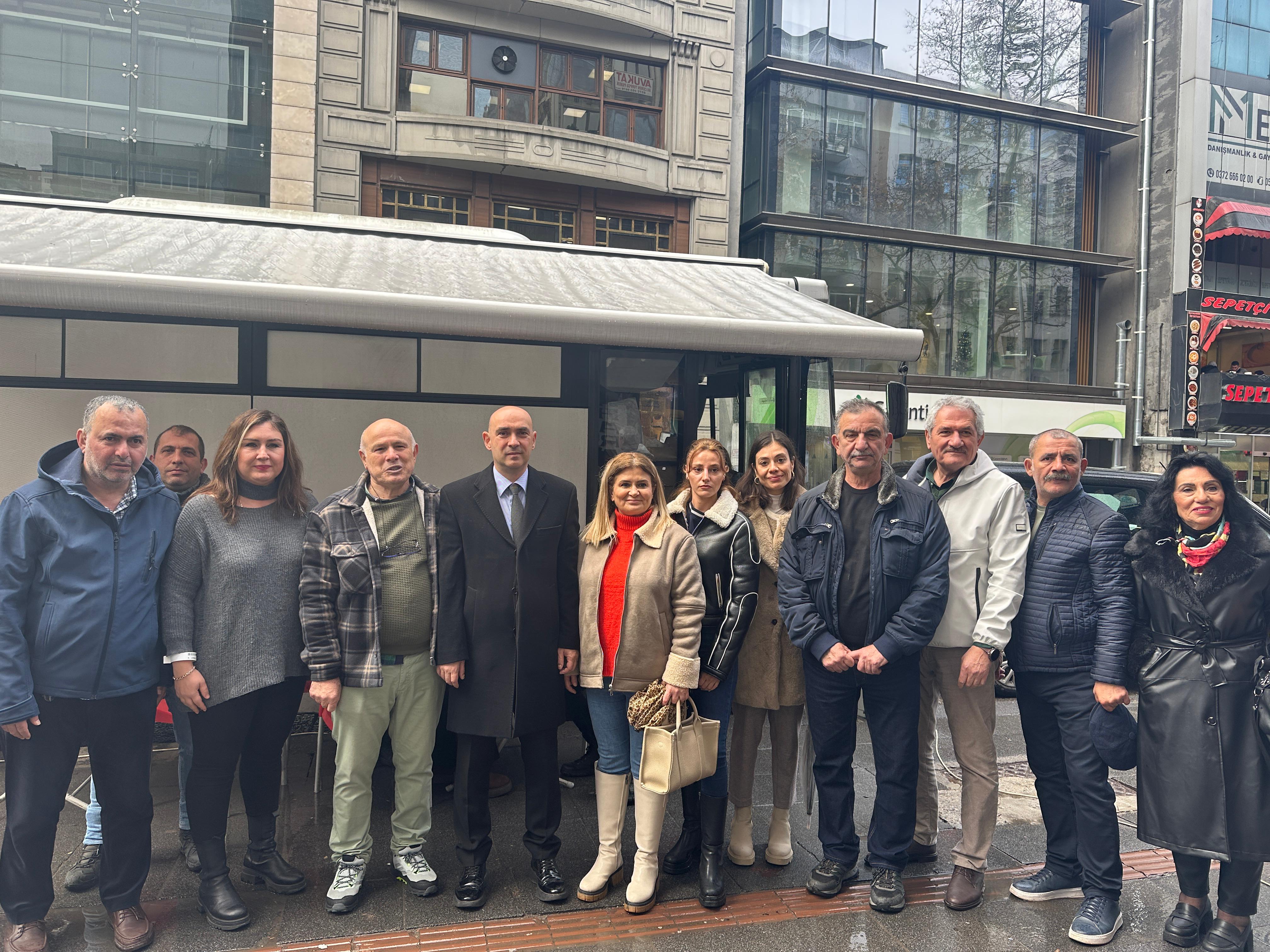 Chp’den Kızılay'a Destek! Kan Ver Hayat Kurtar İmza Gazetesi̇ (3)