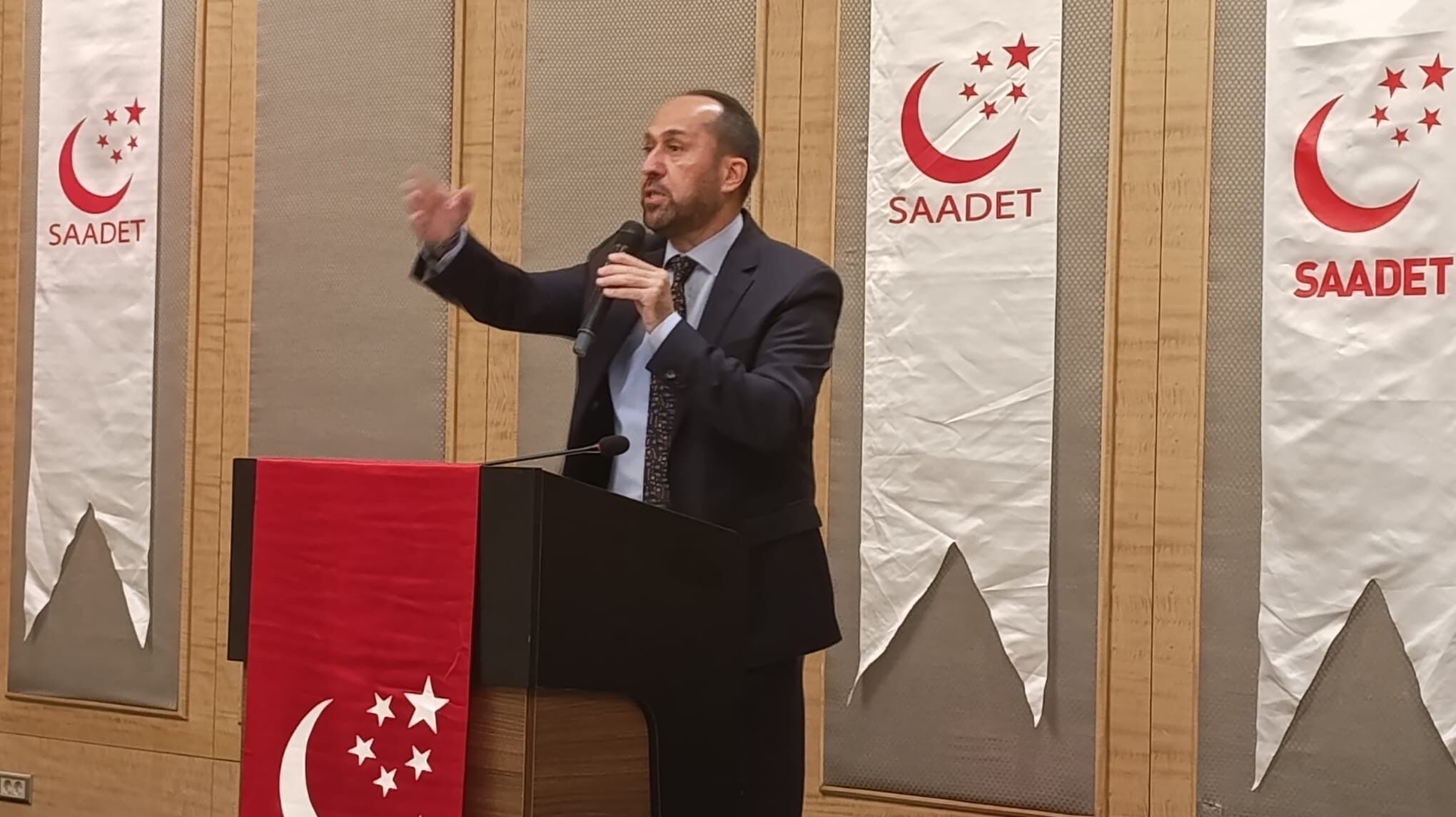 Ebea3B76 7Dae 4F40 9643 Be7B84220537