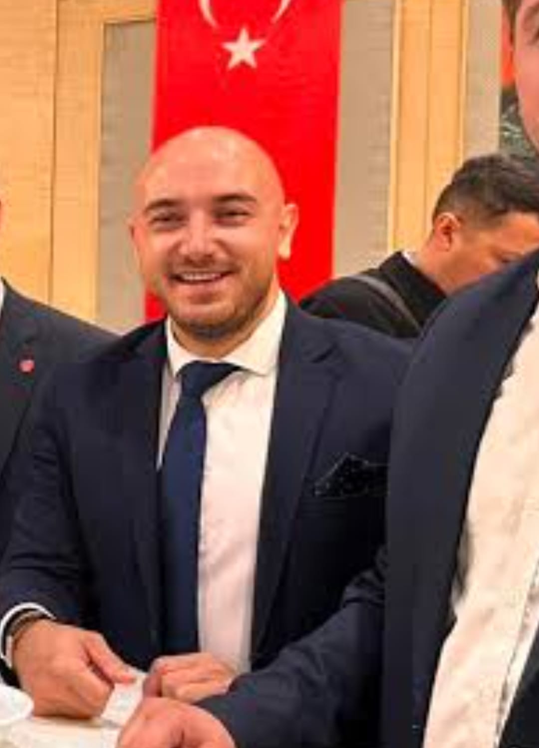 İmza Gazetesi̇ Chp’de Sürpri̇z İsti̇fa!-1