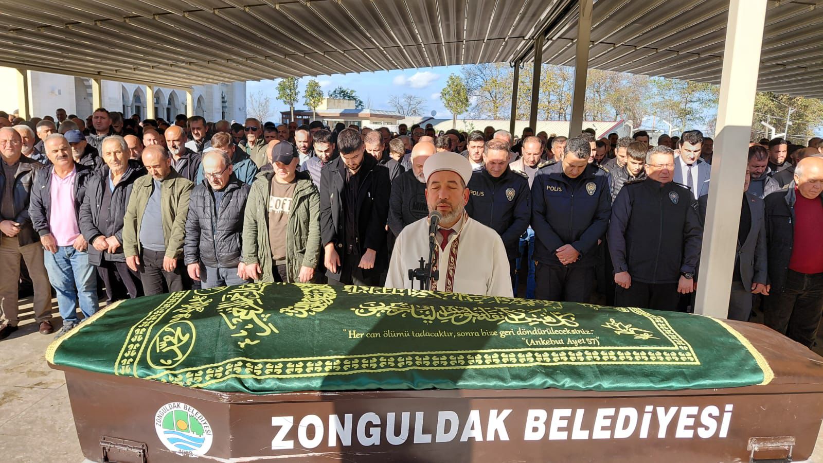 İmza Gazetesi̇ Kadi̇r Cansiz Son Yolculuğuna Uğurlandi...-1