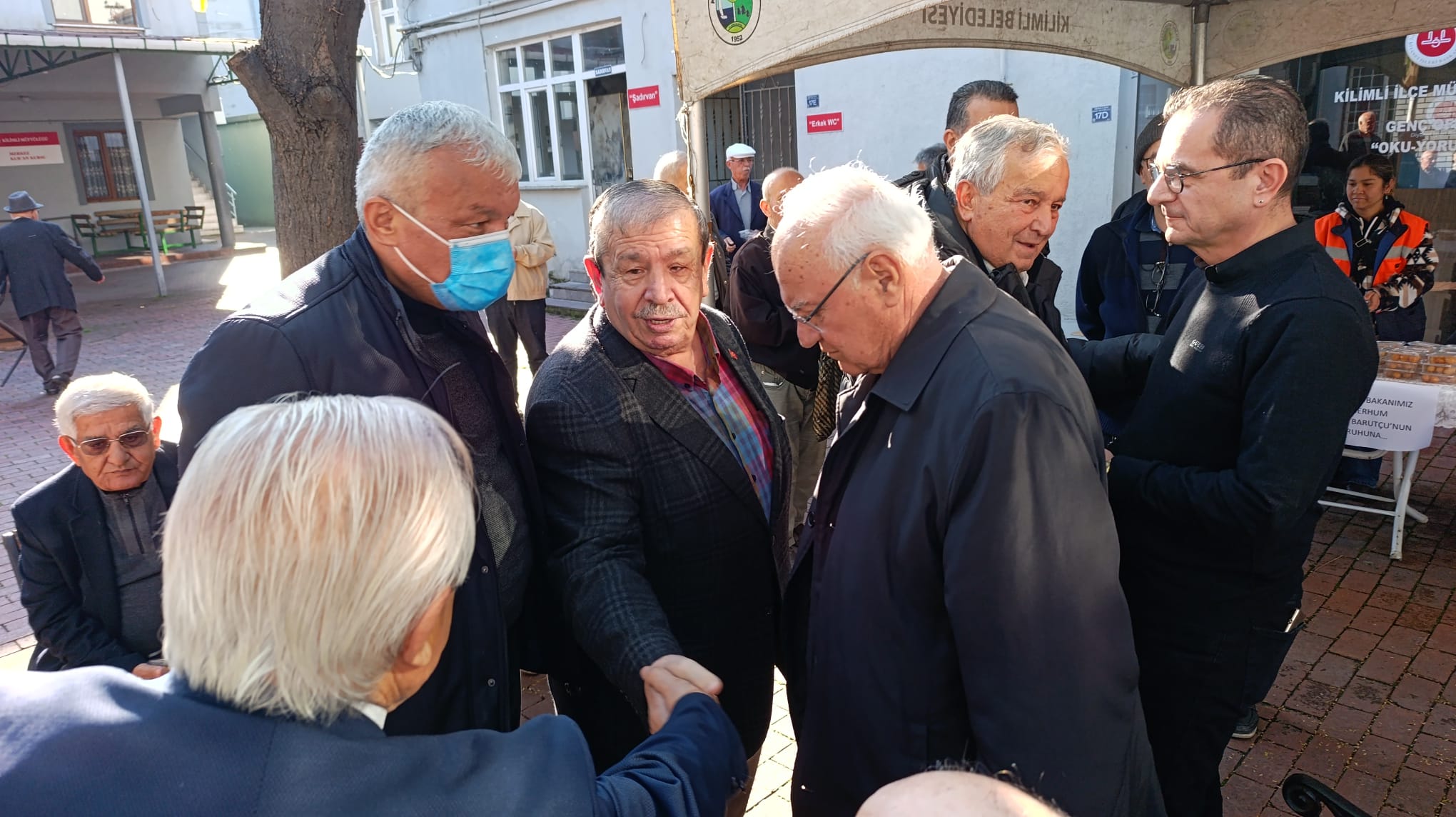 İmza Gazetesi̇ Mahrum Bakan Ömer Barutçu Dualarla Anıldı (1)-1