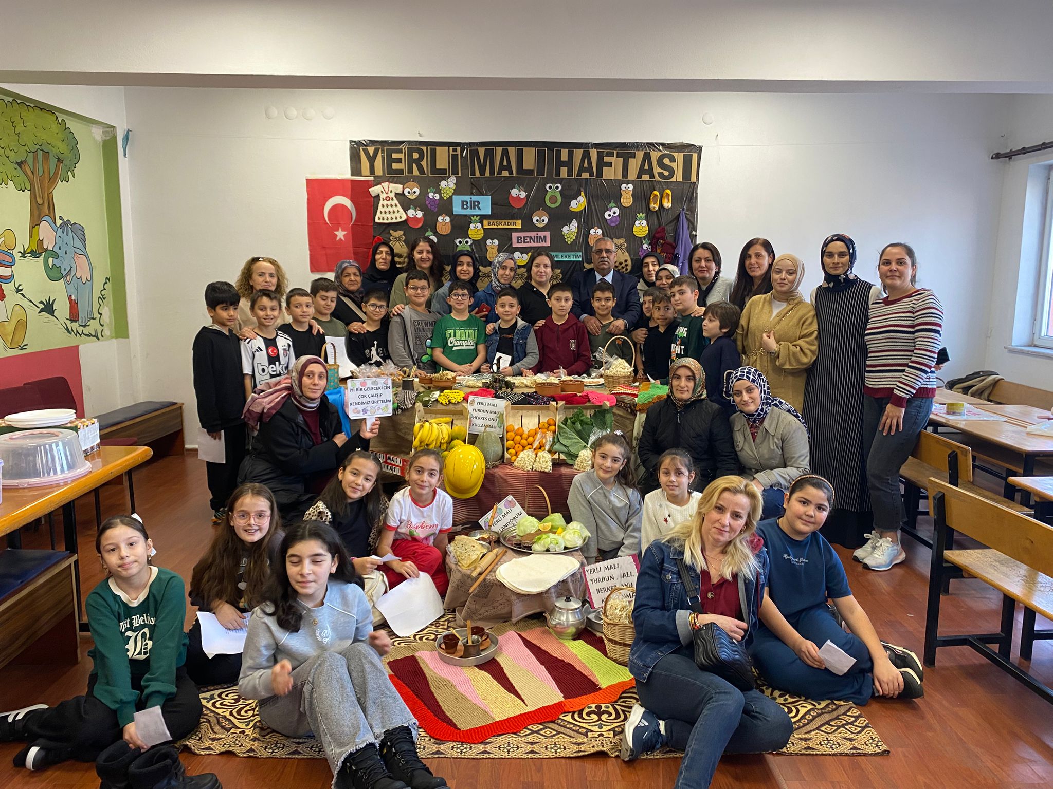 Karaelmas İlkokulu’nda Yerli Malı Haftası Coşkusu... 4 B Sınıfı Türkiye Ve Zonguldak’ı Tanıttı! İmza Gazetesi̇ (4)