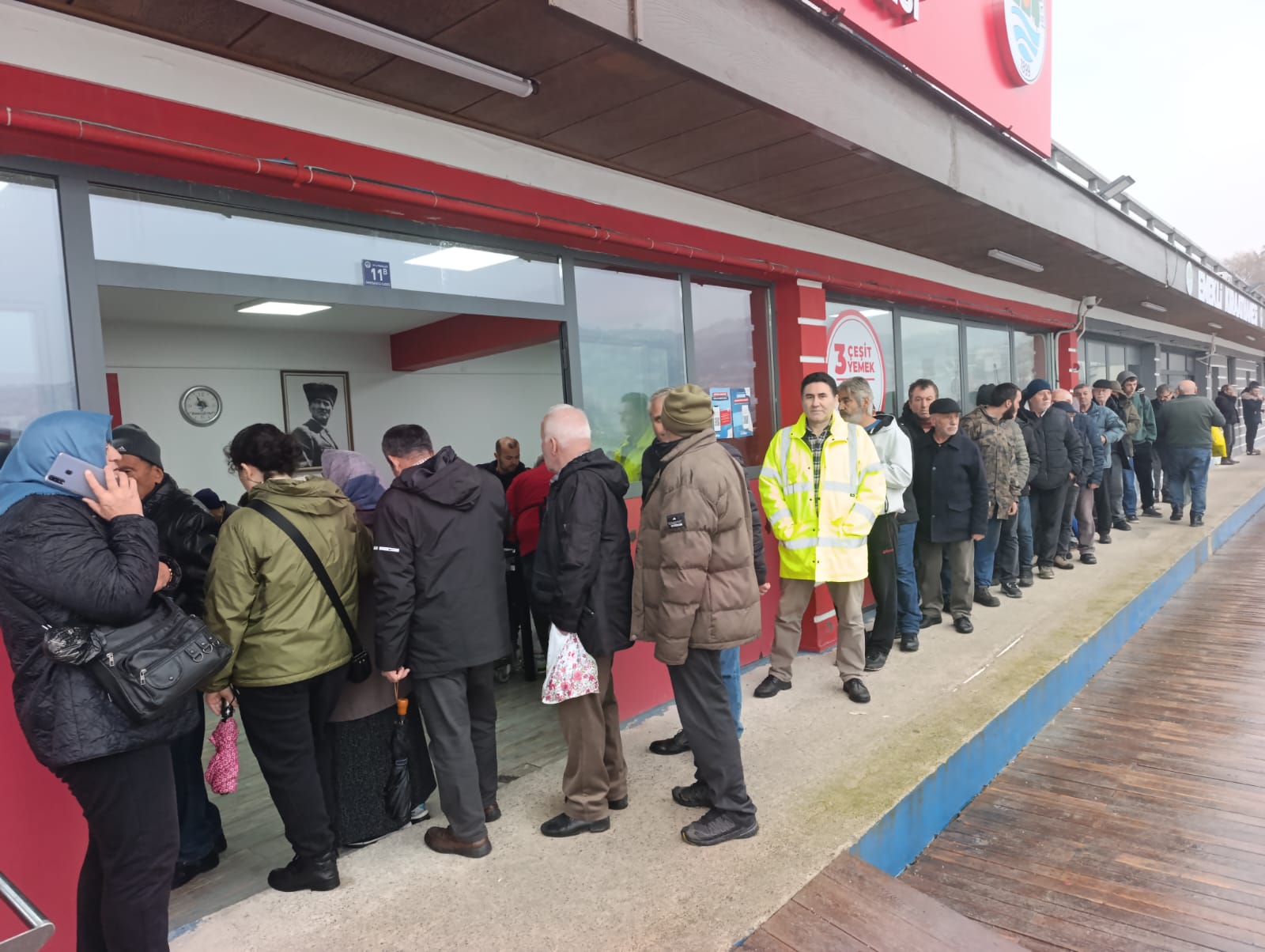 Kent Lokantasında Uzun Kuyruklar Oluştu İmza Gazetesi̇ (27)-1