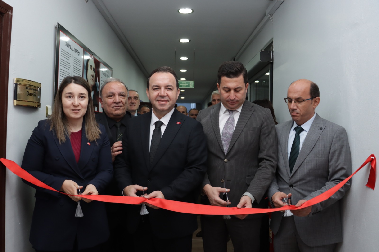 Kilimli’de Yeni Bilgisayar Sınıfı Açıldı... Eğitimde Dijital Dönüşüm İçin Önemli Adım Imza Gazetesi (1)