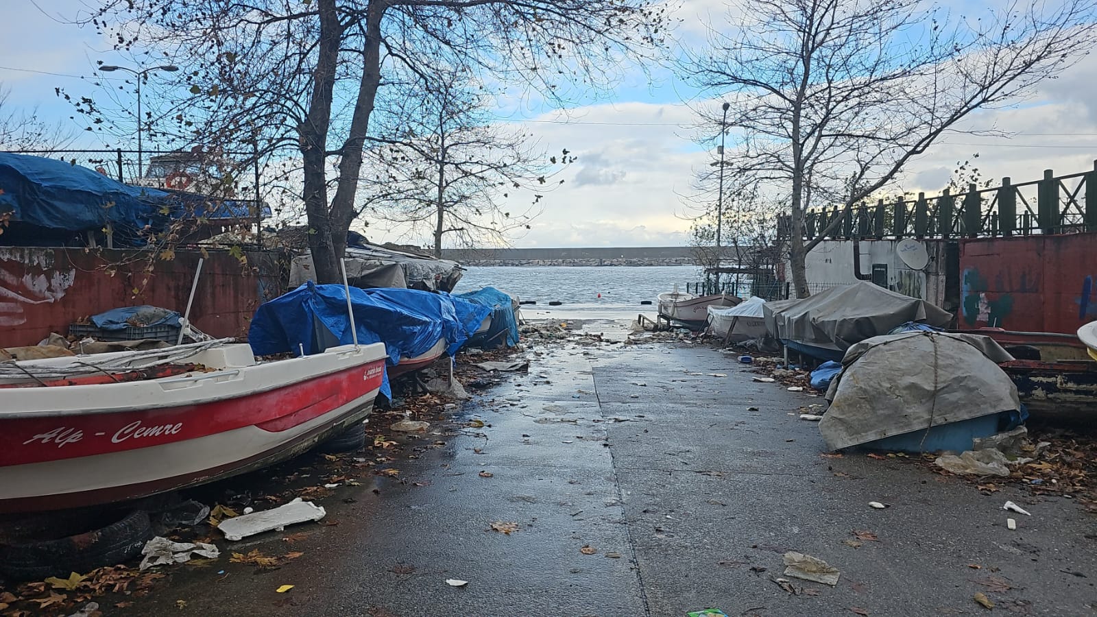 Kozlu Limanı Fırtına Sonrası Çöplerle Doldu! İmza Gazetesi̇ (38)