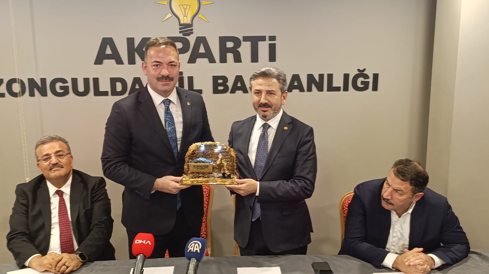 Madencinin Kentinde Anlamlı Buluşma... Bakan Yardımcılarından Zonguldak’a Güçlü Mesajlar Imza Gazetesi (2)