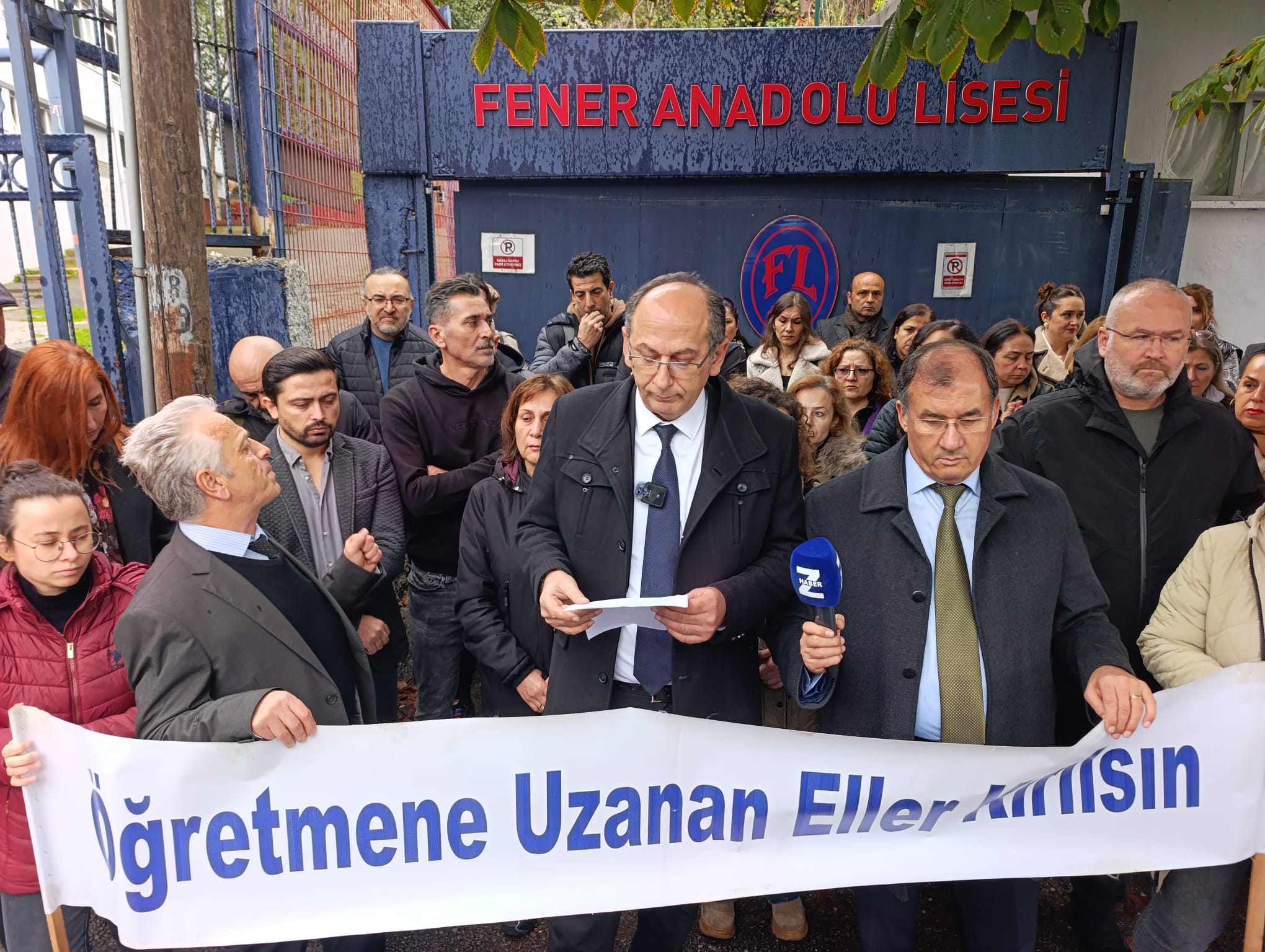 Öğretmen Yüzünden Yaralandı! Zonguldak'ta Öğretmene Saldırıya Eğitim Camiasından Protesto... İmza Gazetesi̇ (7)-1