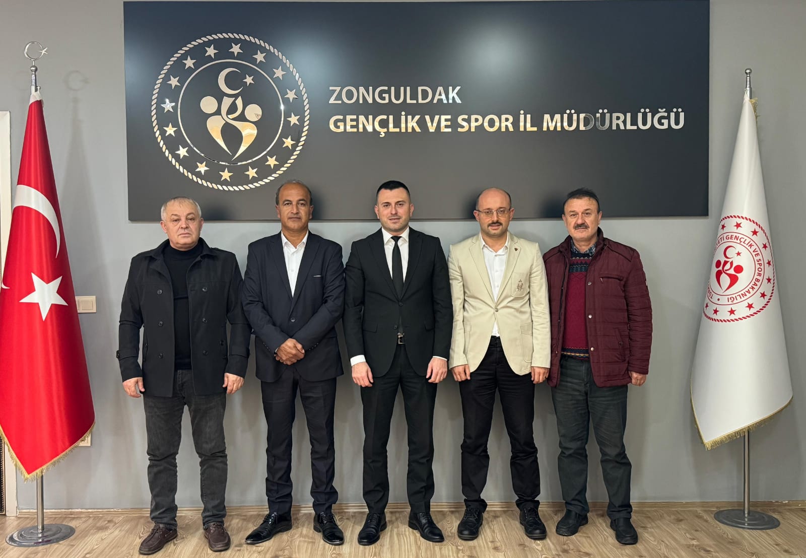 Zon Kar Der Başkanı Acar'dan Gençlik Spor İl Müdürü Hacı'ya Ziyaret Imza Gazetesi (1)